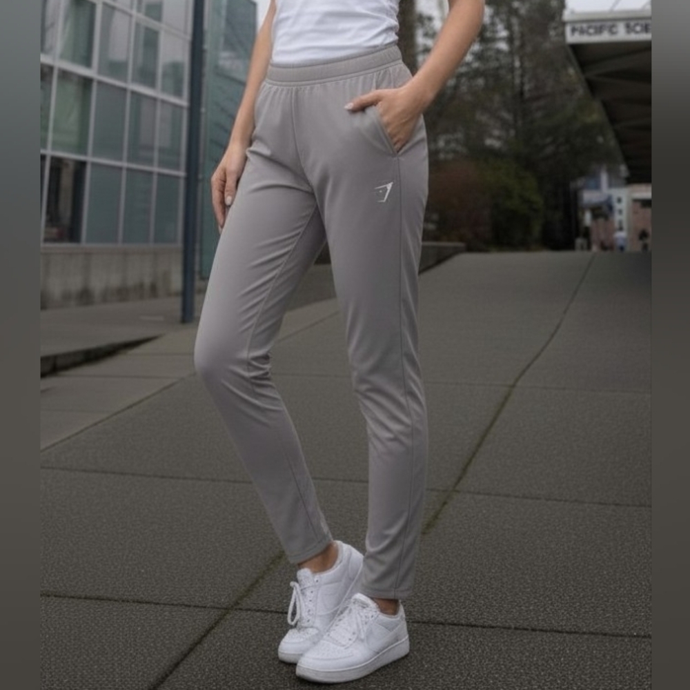 Gymshark Leggings Elastic Waistband And Zip Pockets - Size Small
